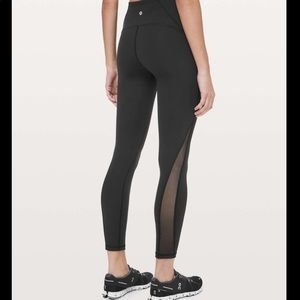 COPY - Lulu Lemon Train Times 7/8 Legging Size 6